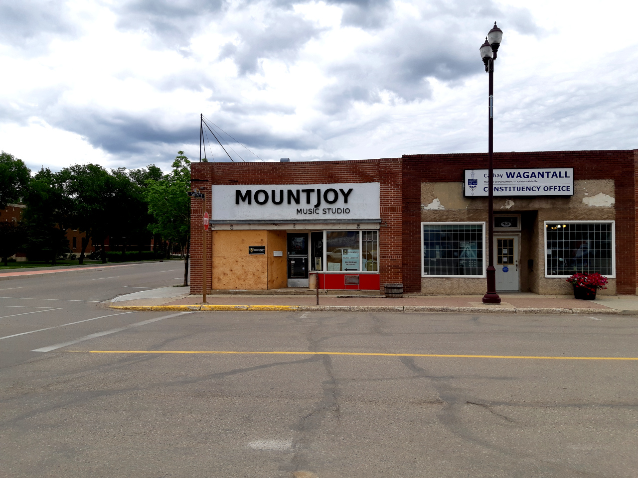 New sign at Mountjoy Music Studio. Corner of Smith and Betts.